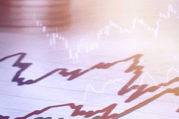 美联储金融稳定报告：多种资产估值处高位，美债收益率高企，贸易升至头号风险